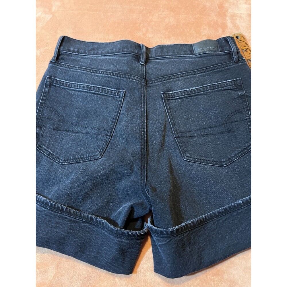 NEW American Eagle Women's Black Cuffed Denim Stigrid Shorts May 2025 4 - Picture 5 of 7